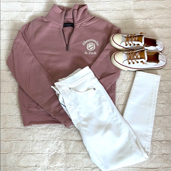 Abercrombie & Fitch Sweaters - Abercrombie & Fitch Half-Zip Pullover Sweatshirt